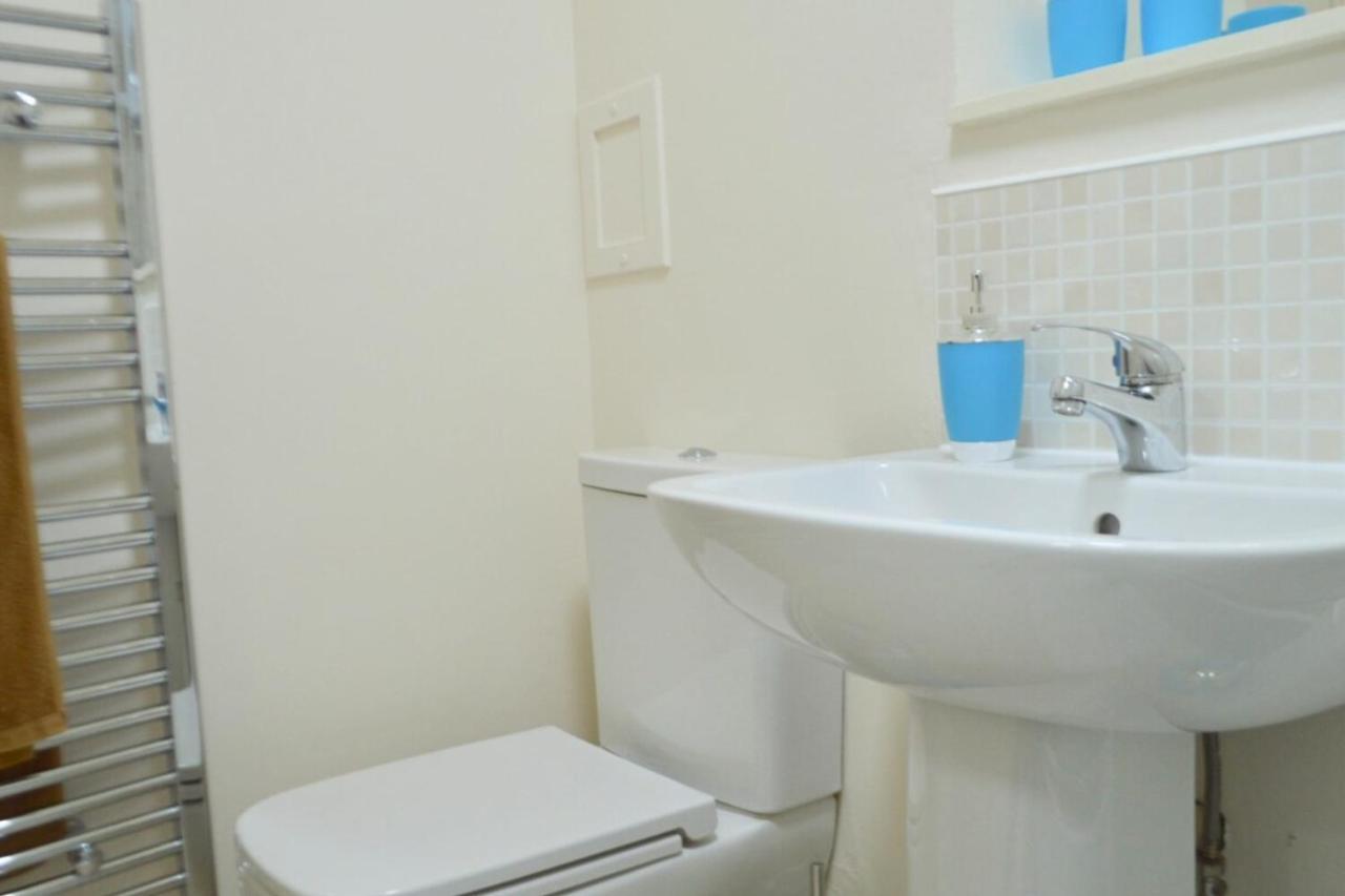 Gorgeous 2 Bedroom Apartment In Converted Church エディンバラ エクステリア 写真