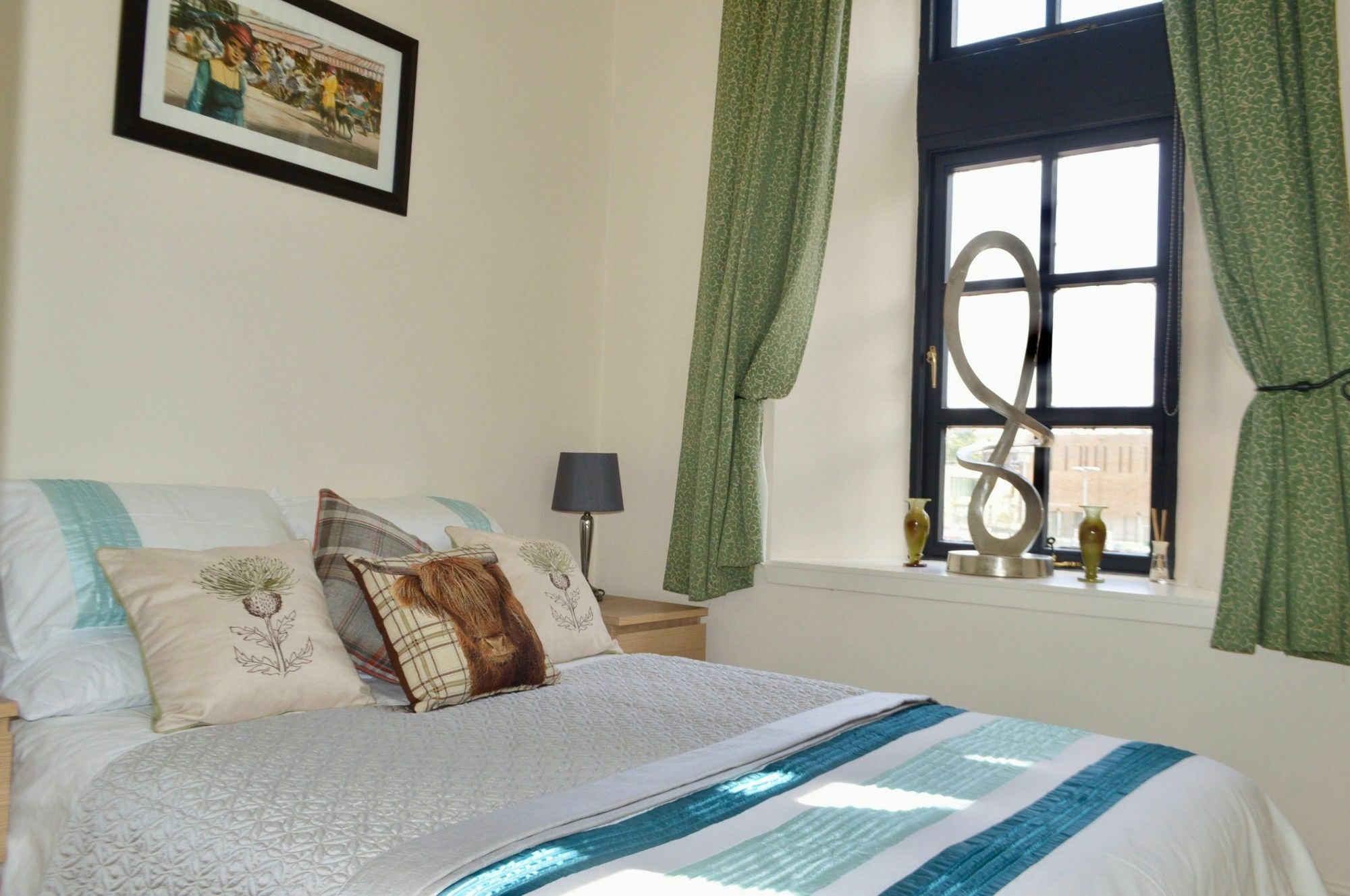 Gorgeous 2 Bedroom Apartment In Converted Church エディンバラ エクステリア 写真
